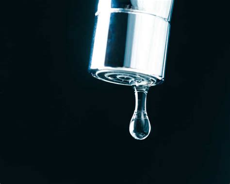 水管滴水 科學原理